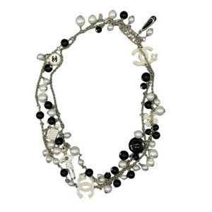 CHANEL Pearl and Black Beaded Belt